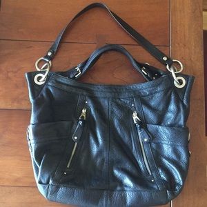B. Makowsky Black leather hobo purse tote